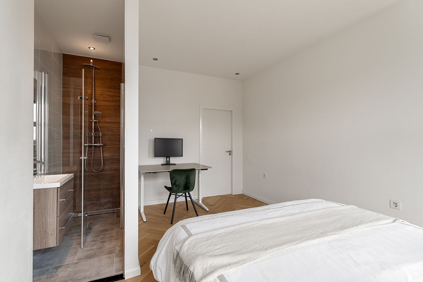 Foto 35 van Linnaeuskade 15-1