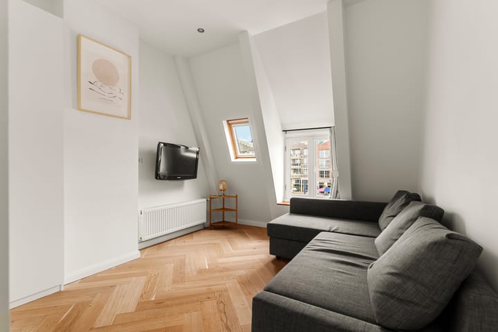 Photo 42 of Linnaeuskade 15-1