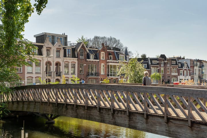 Photo 54 of Linnaeuskade 15-1