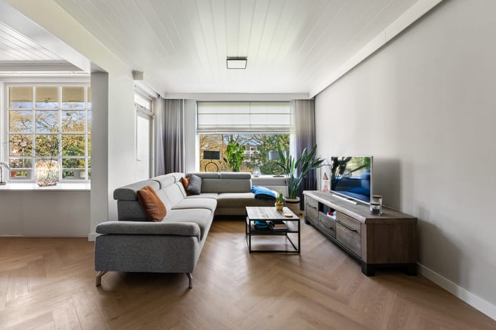 Foto 2 van Van Beethovenstraat 3