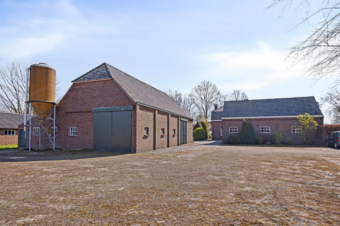 View photo 3 of Enschotsebaan 8
