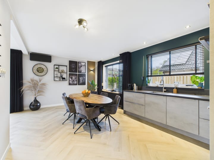 Photo 13 of Celsiusstraat 33