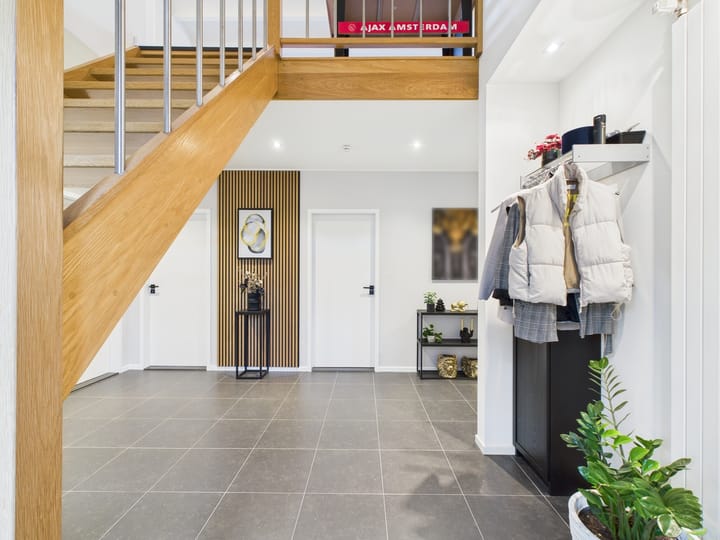 Photo 14 of Celsiusstraat 33