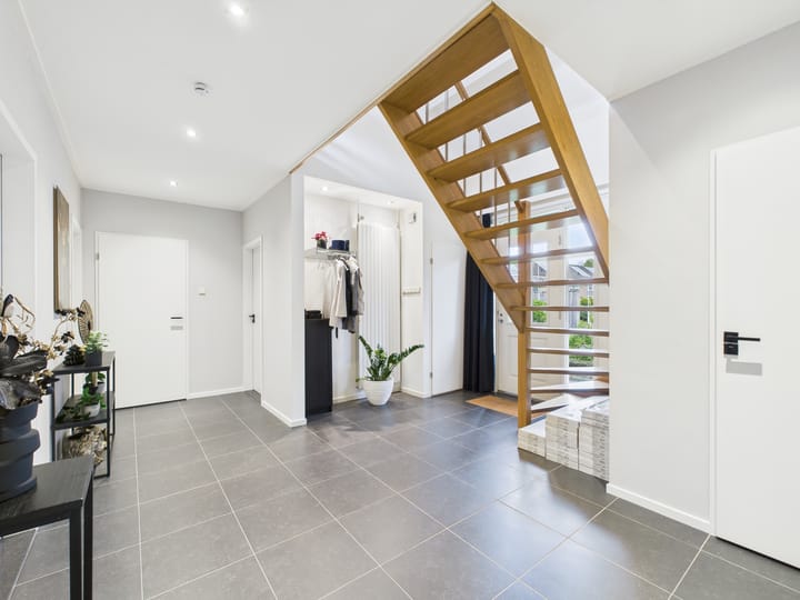 Photo 16 of Celsiusstraat 33