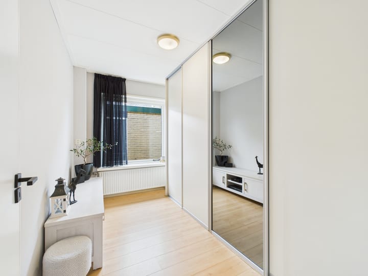 Photo 21 of Celsiusstraat 33