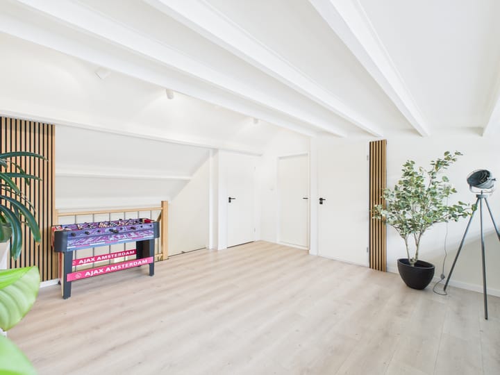 Photo 37 of Celsiusstraat 33