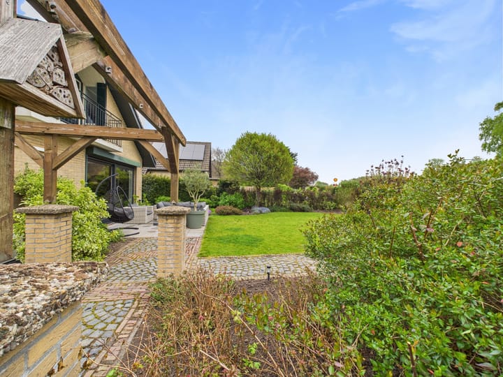 Photo 43 of Celsiusstraat 33