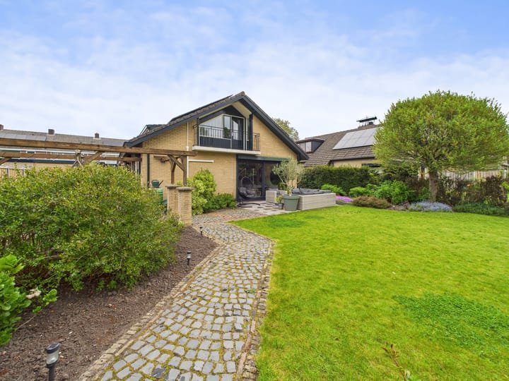 Photo 52 of Celsiusstraat 33