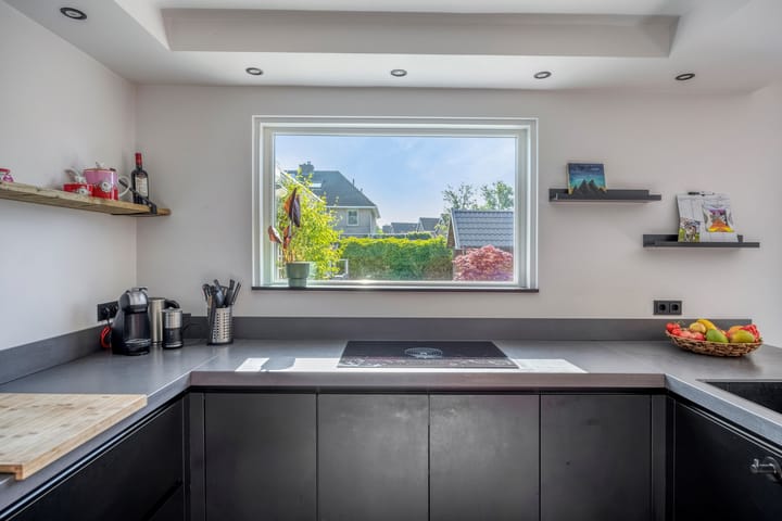 Photo 12 of Prinsenweer 21