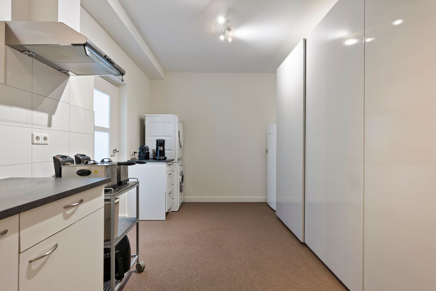 Foto 19 van Heerma van Vossstraat 55