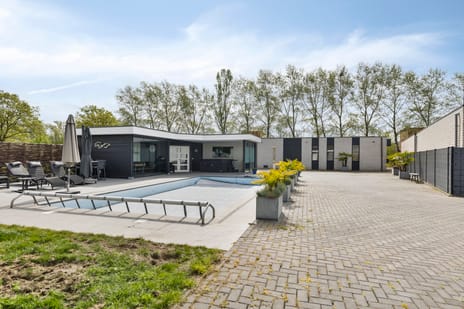 Heerma van Vossstraat 55 secondary image