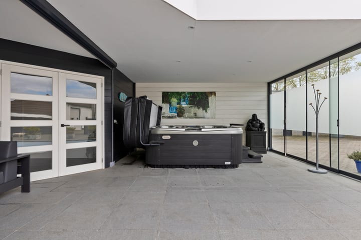 Foto 48 van Heerma van Vossstraat 55