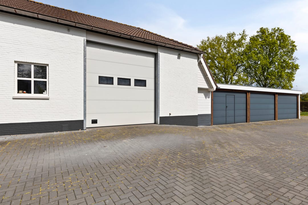 Foto 56 van Heerma van Vossstraat 55