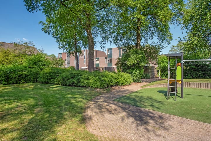 Foto 45 van Duke Ellingtonrode 30