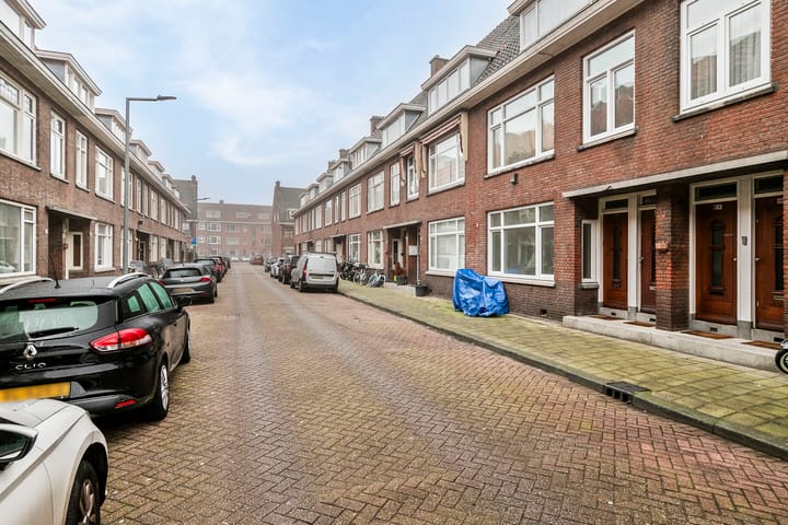 Photo 2 of Akkermanstraat 19-B