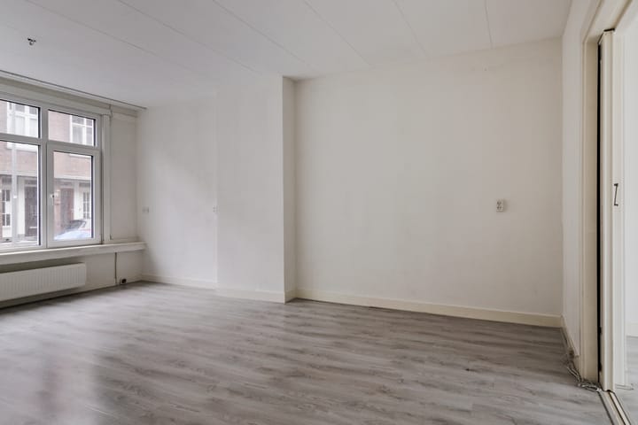 Photo 6 of Akkermanstraat 19-B