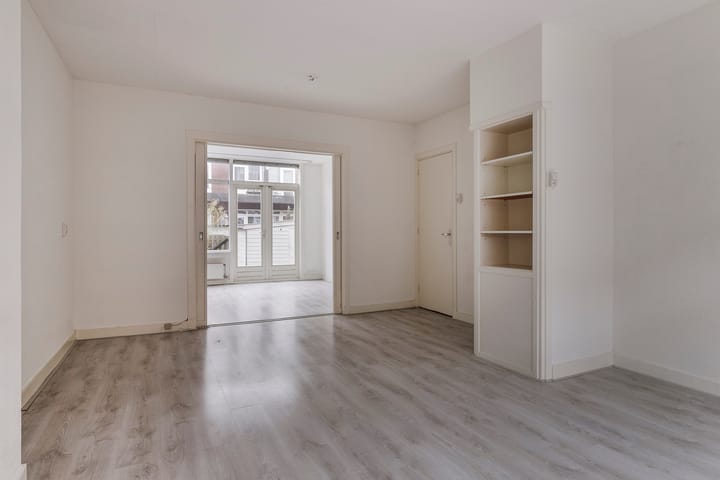 Photo 7 of Akkermanstraat 19-B