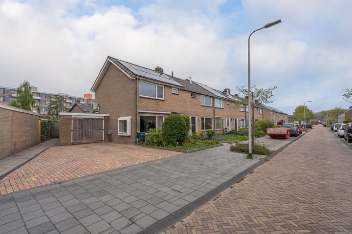 Foto 8 van Echtenstraat 126