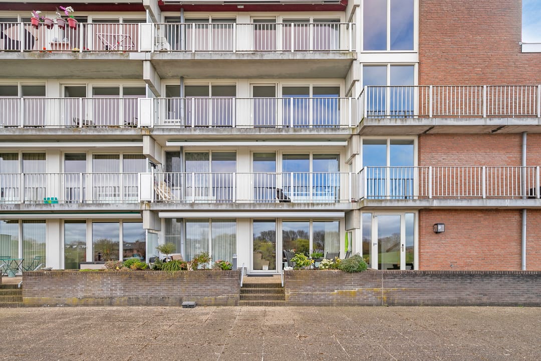 Photo 13 of Mevrouw van Wieringenplein 37