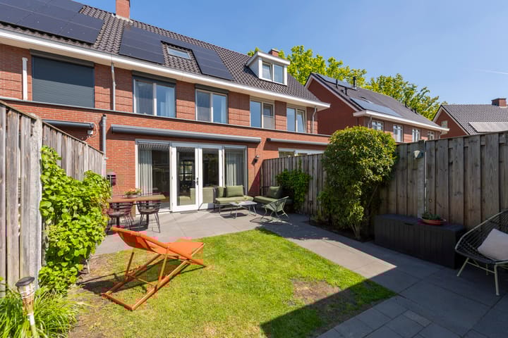 Foto 36 van Bernard Leenestraat 9