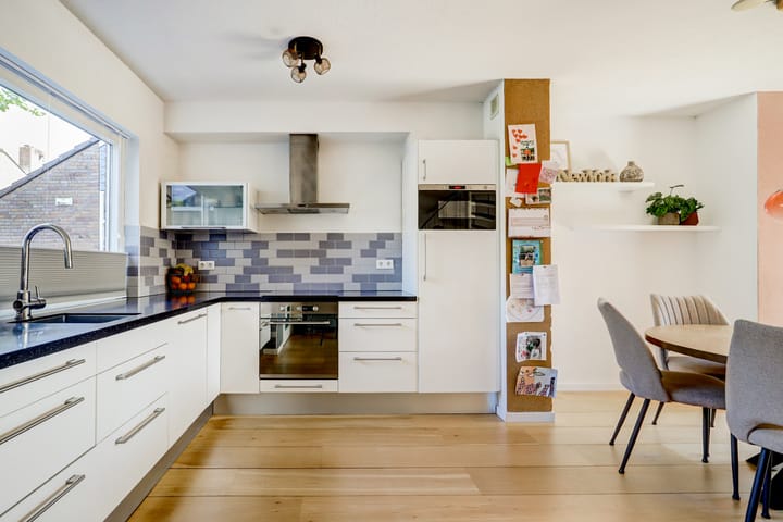 Foto 11 van Driehoek 88