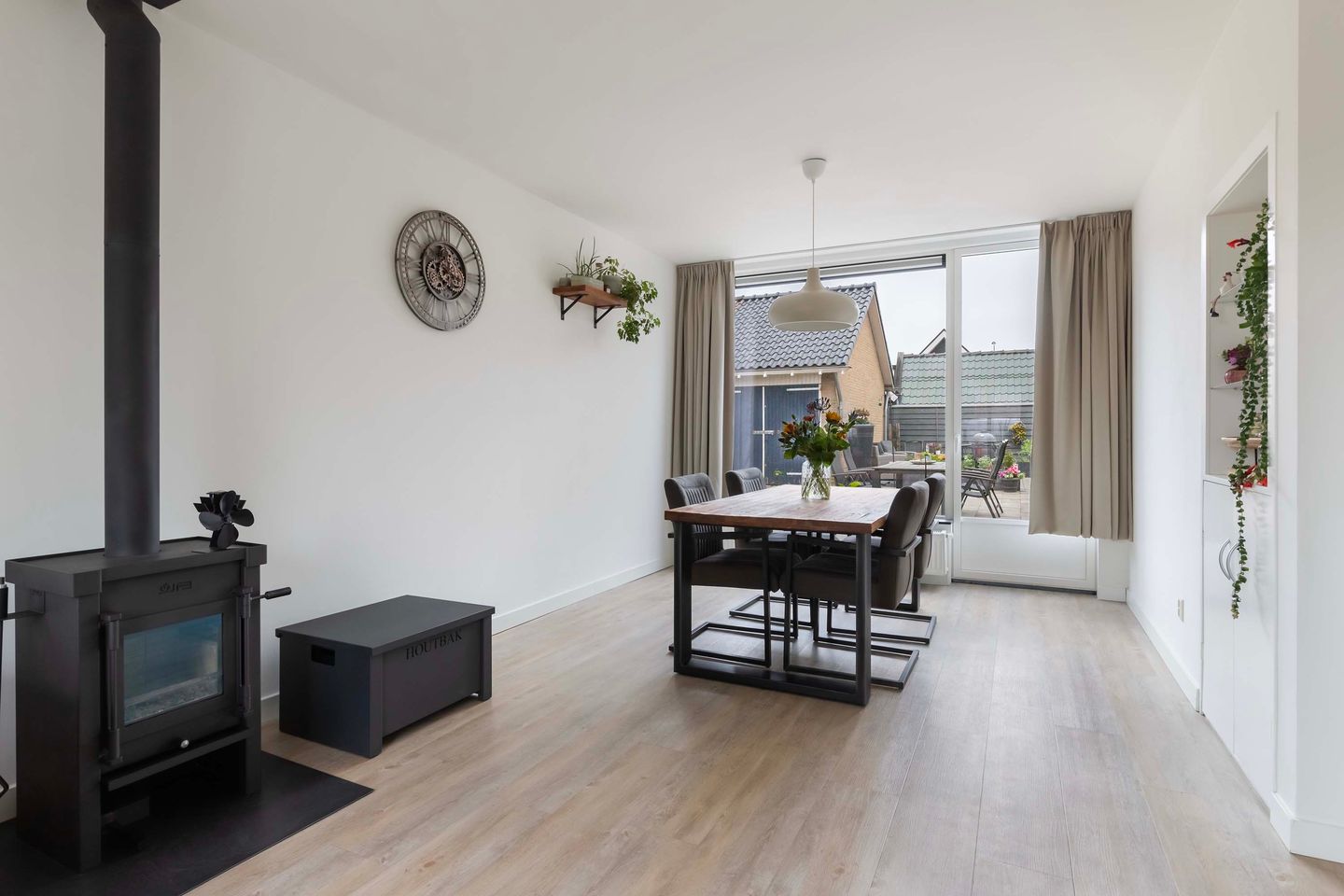 Foto 10 van Bariumstraat 16