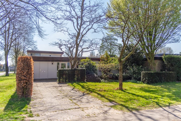 Foto 1 van Dommeloord 54