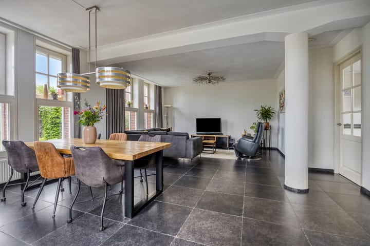 Foto 10 van Molenstraat 28