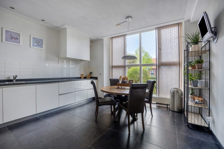 Foto 18 van Molenstraat 28