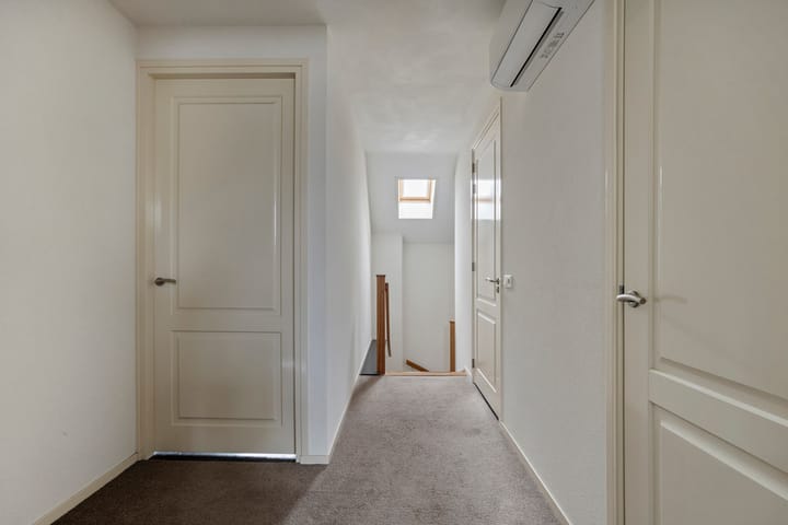 Foto 32 van Molenstraat 28