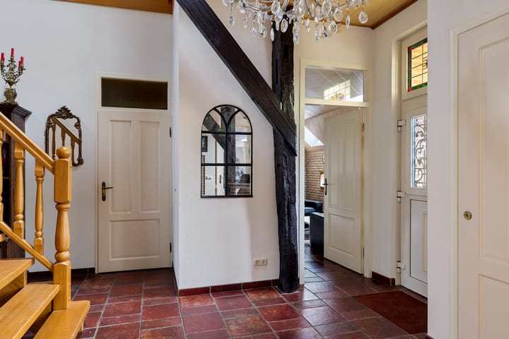 Foto 8 van Weerdingerstraat 68