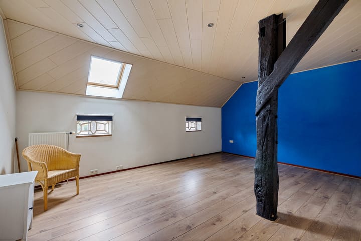 Foto 19 van Weerdingerstraat 68