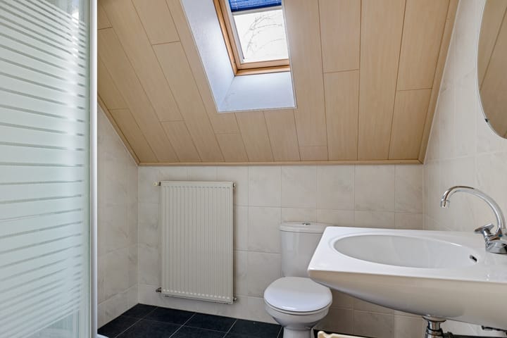 Foto 36 van Weerdingerstraat 68