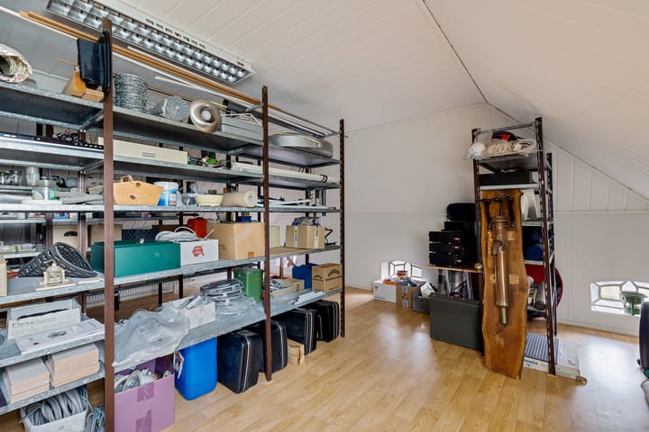 Foto 42 van Weerdingerstraat 68