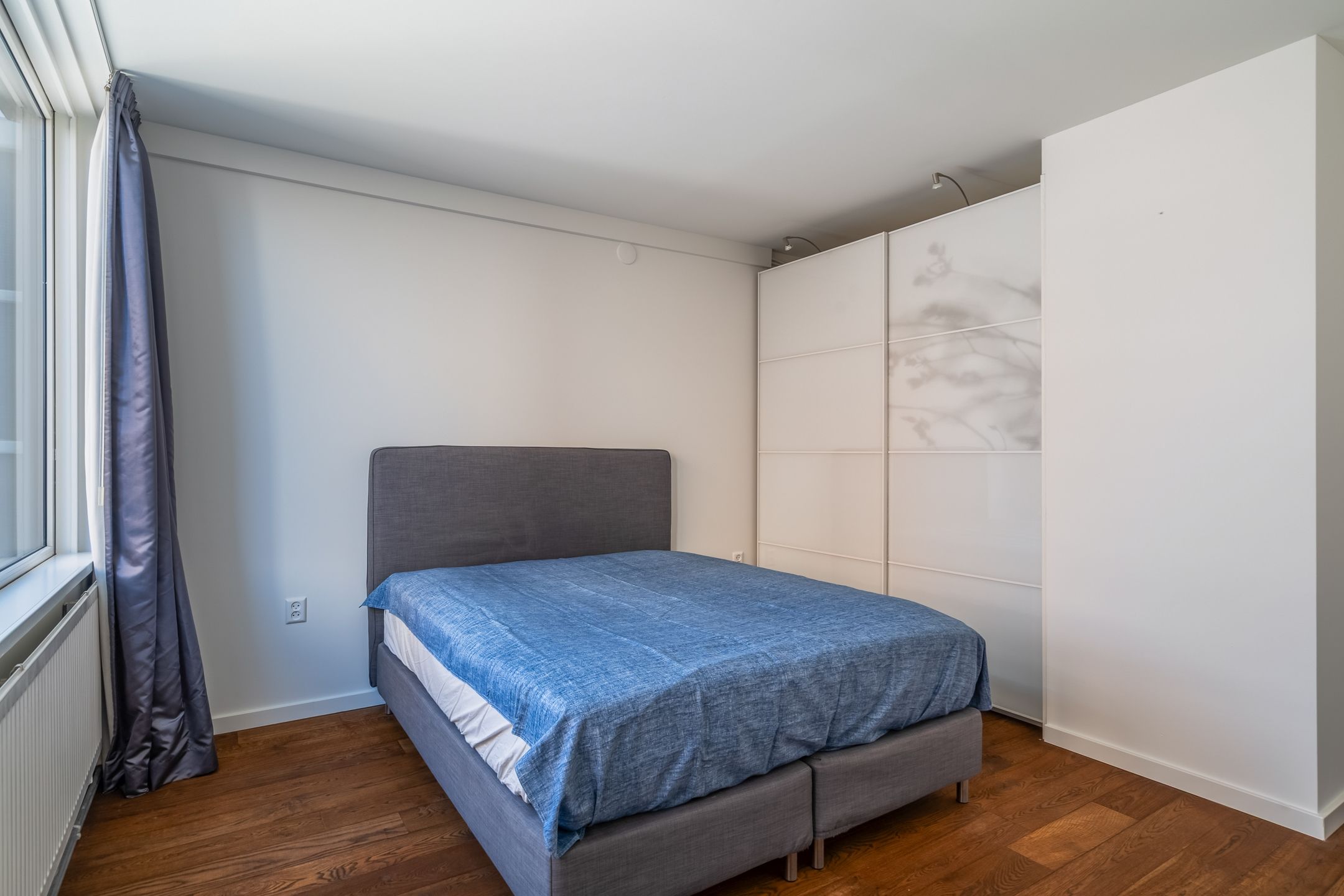 Foto 24 van Vierloper 77