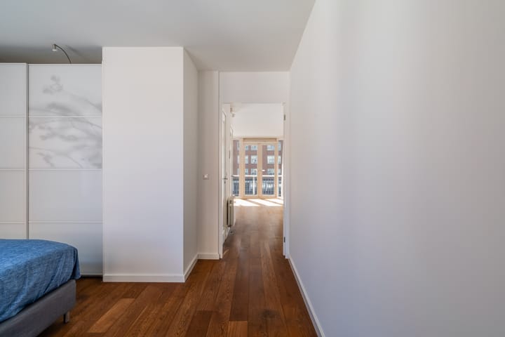 Foto 26 van Vierloper 77