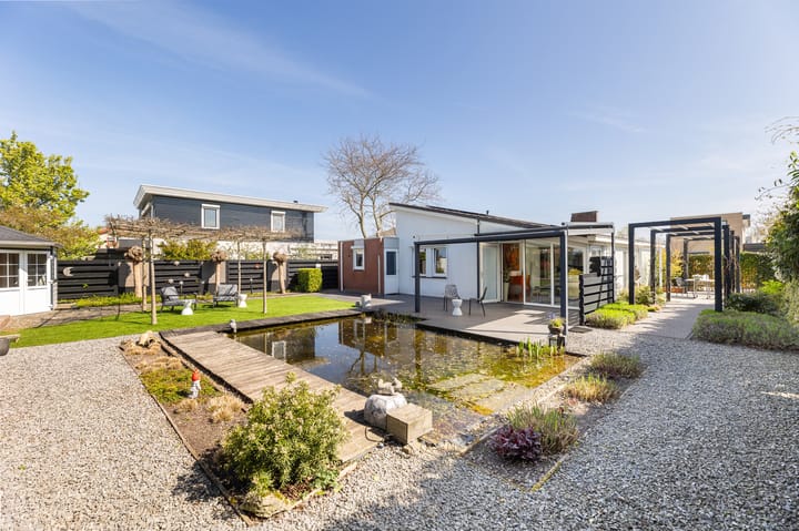 Foto 27 van Nico Engelschmanlaan 7