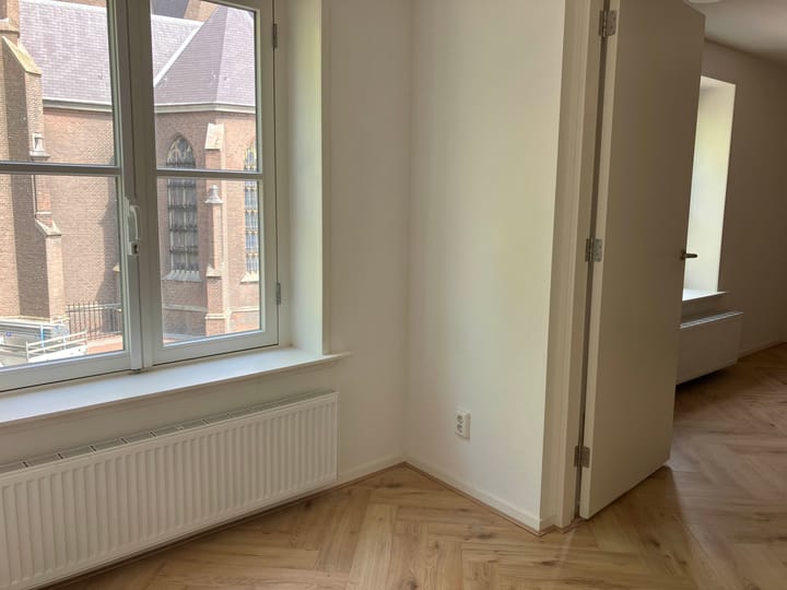 Foto 12 van Monsterstraat 8-A