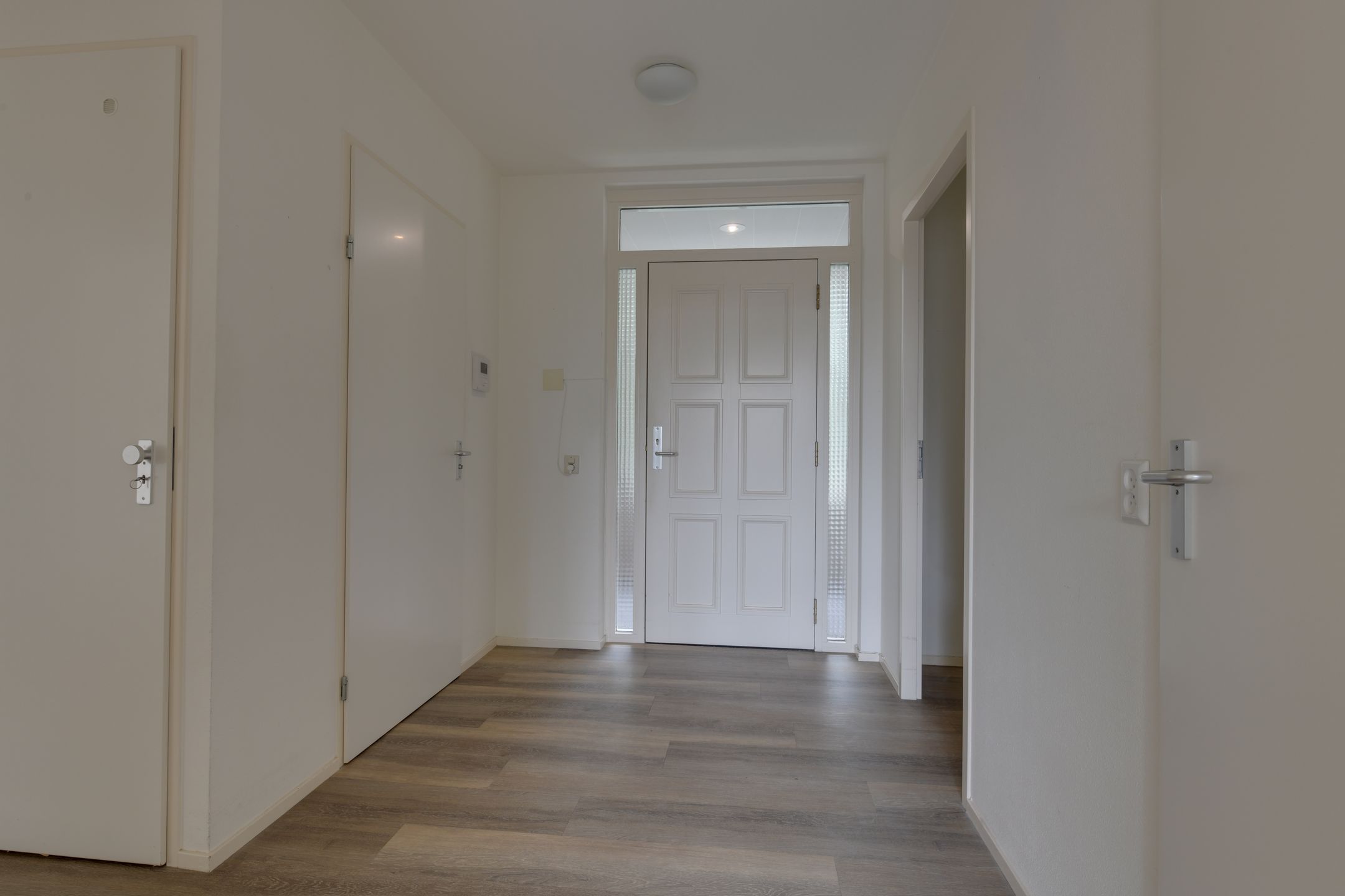 Foto 6 van Kennemerstraatweg 2-S