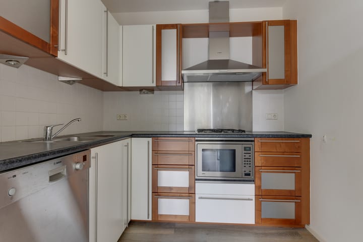 Foto 10 van Kennemerstraatweg 2-S