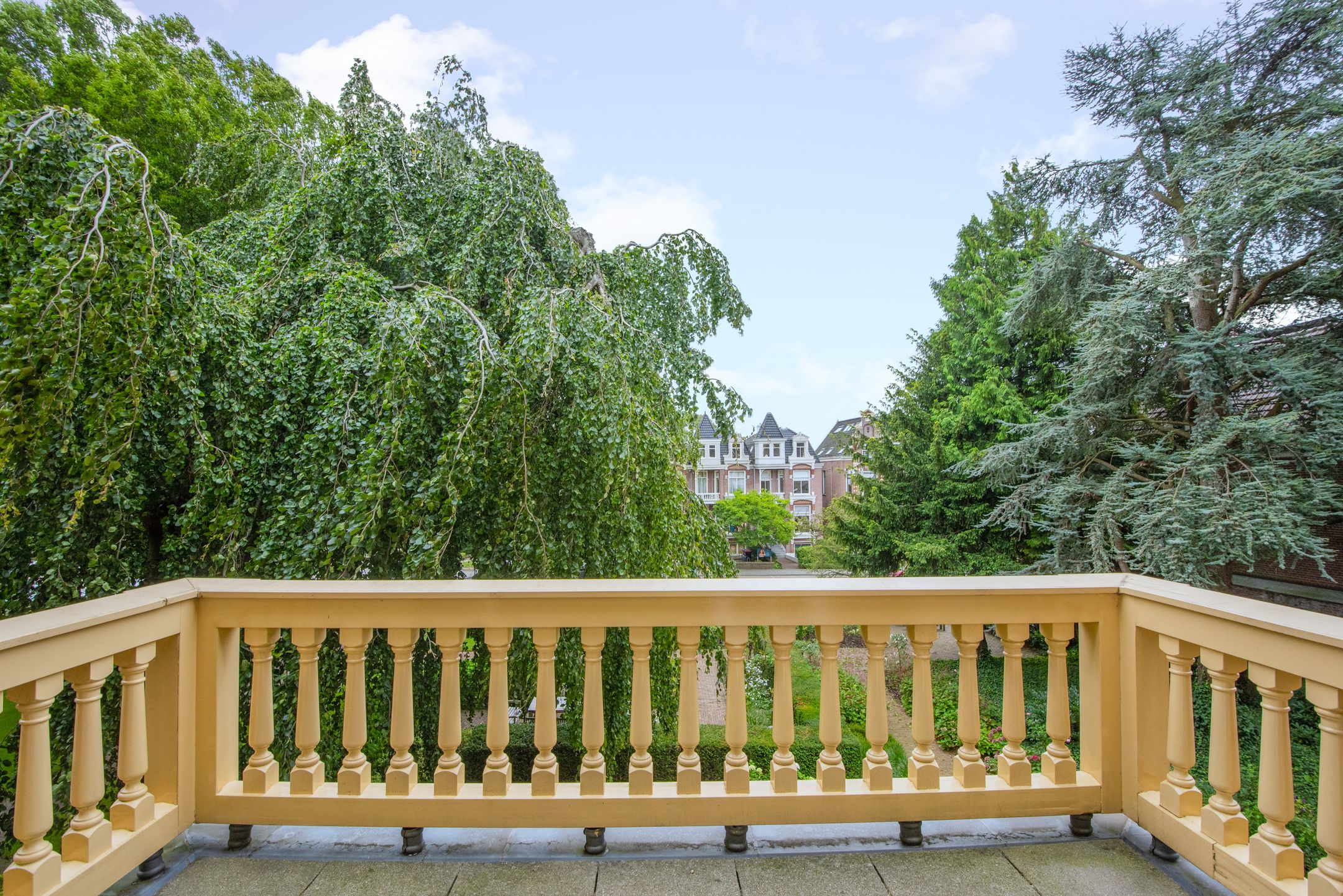 Foto 21 van Kennemerstraatweg 2-S