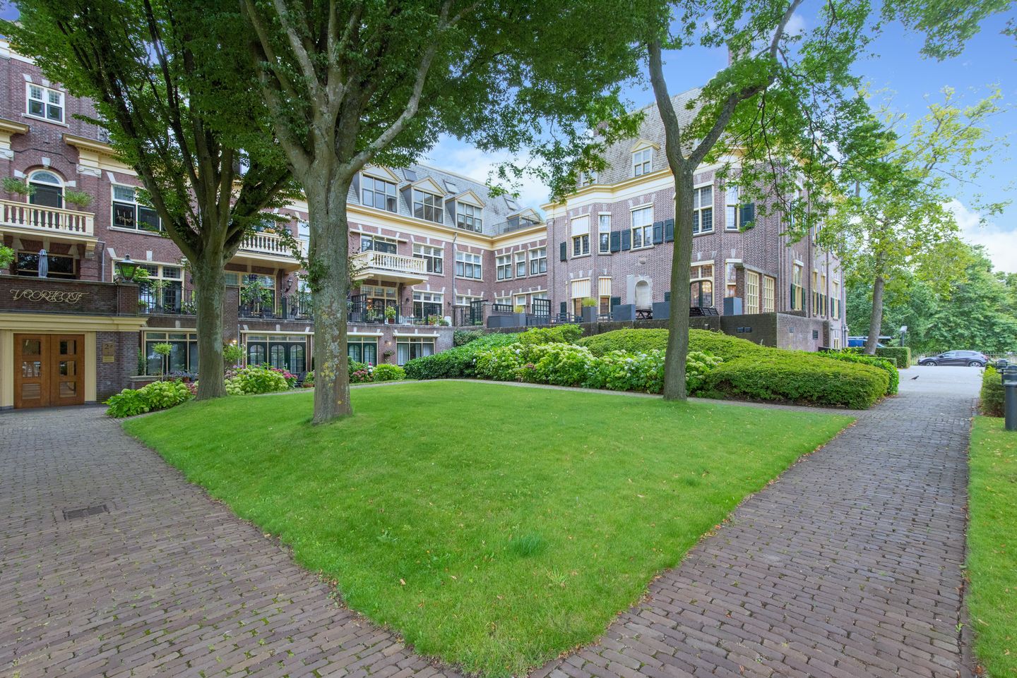 Foto 25 van Kennemerstraatweg 2-S