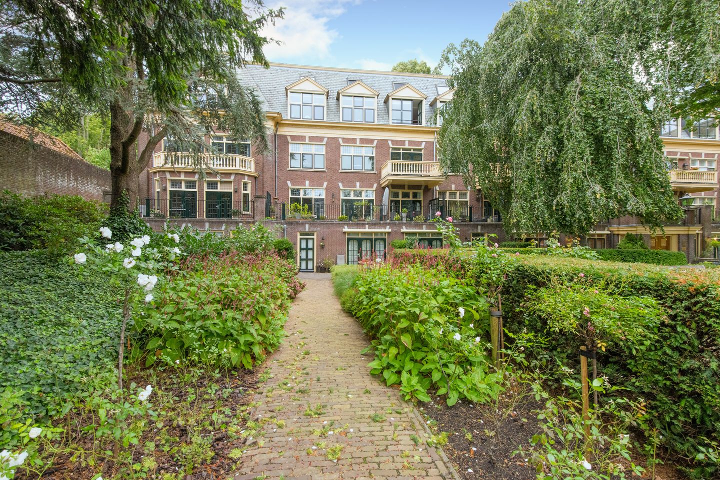 Foto 29 van Kennemerstraatweg 2-S