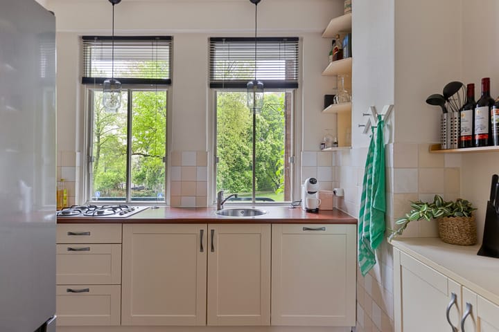 Foto 16 van Burg. Dijckmeesterweg 14