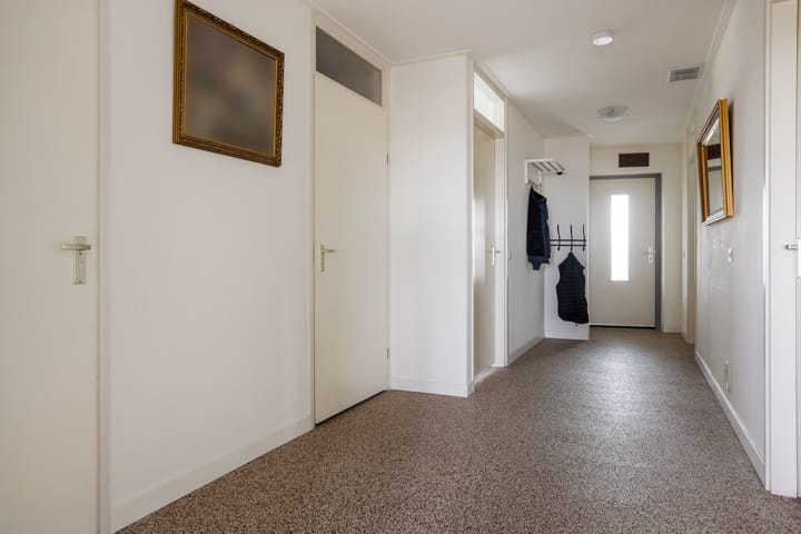 Photo 6 of Keizersmantel 355