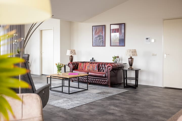 Photo 13 of Keizersmantel 355