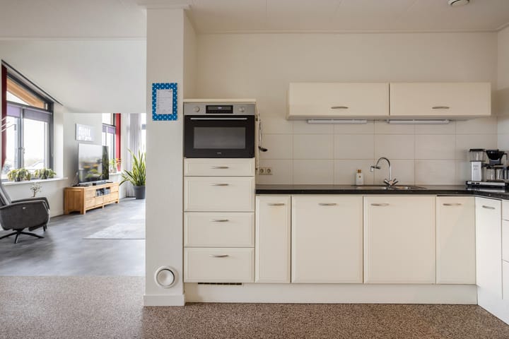 Photo 18 of Keizersmantel 355