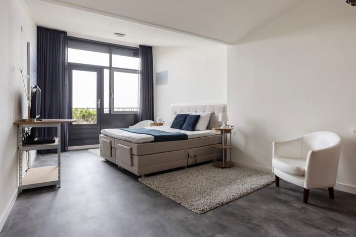 Photo 20 of Keizersmantel 355