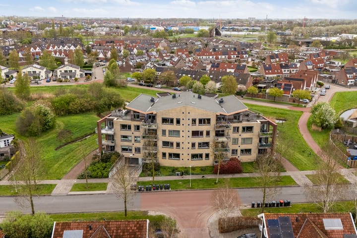 Photo 47 of Keizersmantel 355