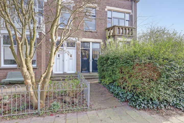 Photo 9 of Emmastraat 34